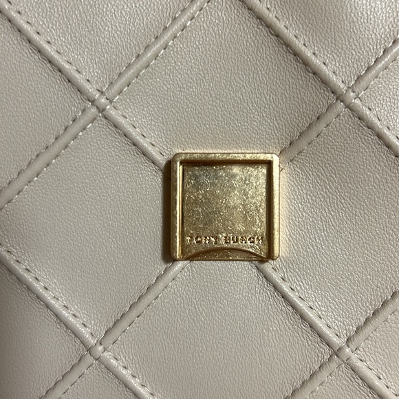 NWOT Tory Burch Fleming Soft Convertible Leather Shoulder Bag - Picture 16 of 16